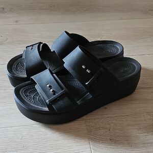 CROCS LiteRide Black Sandals